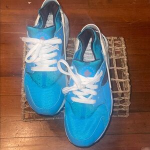 Nike Air Huarache Run Blue Lagoon White Mid Navy 654275 401 size 6.5 youth